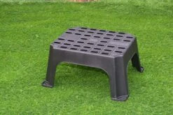 MGI Milenco Giant Single Step