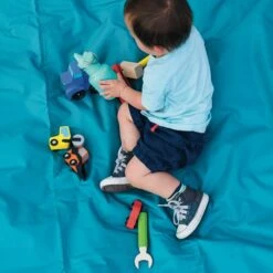 Klean Kanteen Kids Sippy Cup 335ml - Shark -Vango || Kampa || Outwell Shop 2019 K12CSIPPY BB BoyWithToys sippy bottle lifestyle b020b1ef cfbb 4971 b565 e3a720d9d0a2